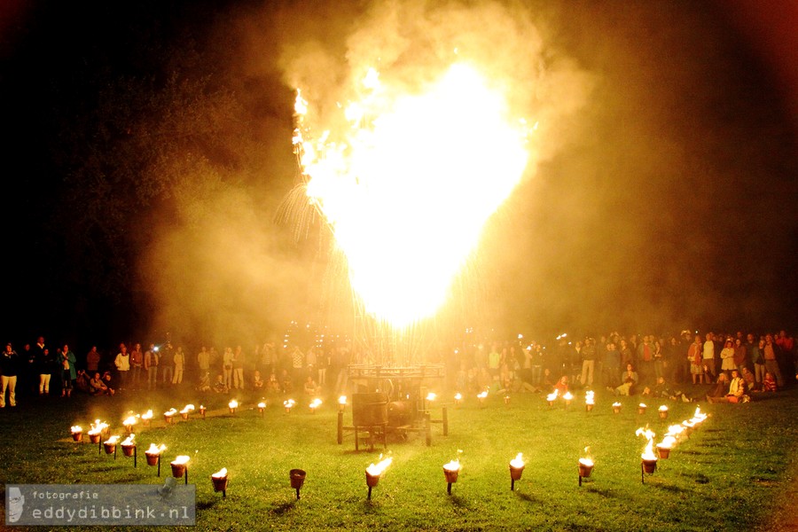 2011-07-02 Compagnie Carabosse - Installation de Feu (Deventer Op Stelten) 006